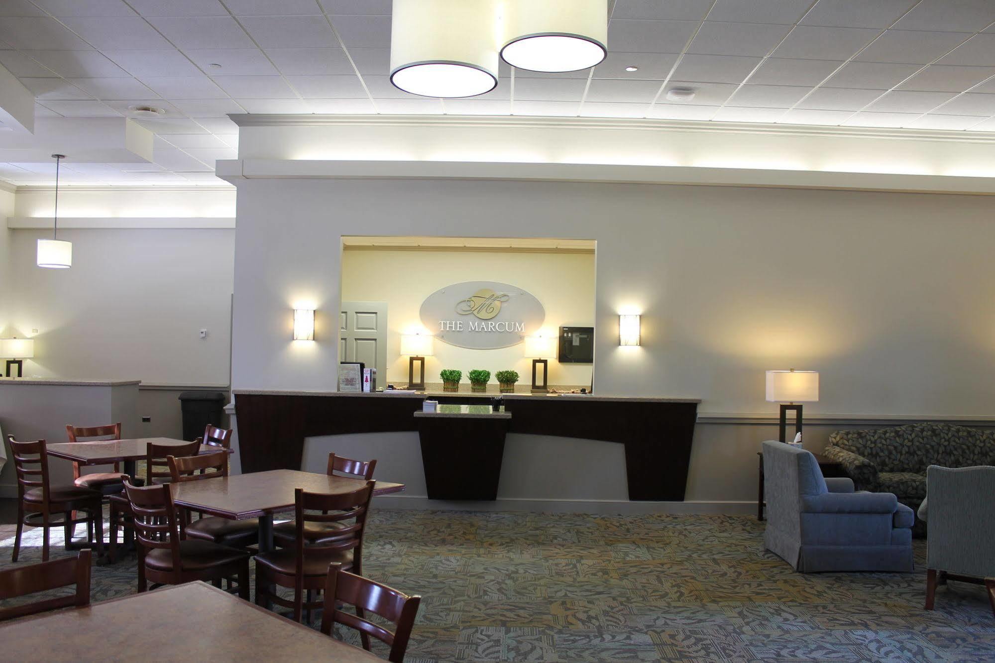 The Marcum Hotel & Conference Center Oxford Esterno foto